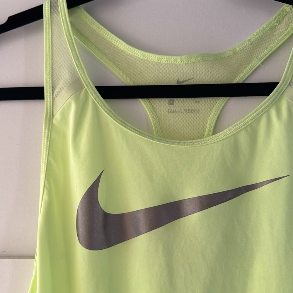 Nike tank